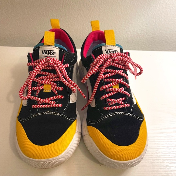 Vans Ultrarange Exo shoes, Woman Sz 7.5, Multi color Yellow, Pink, Blk, White. - Picture 2 of 4